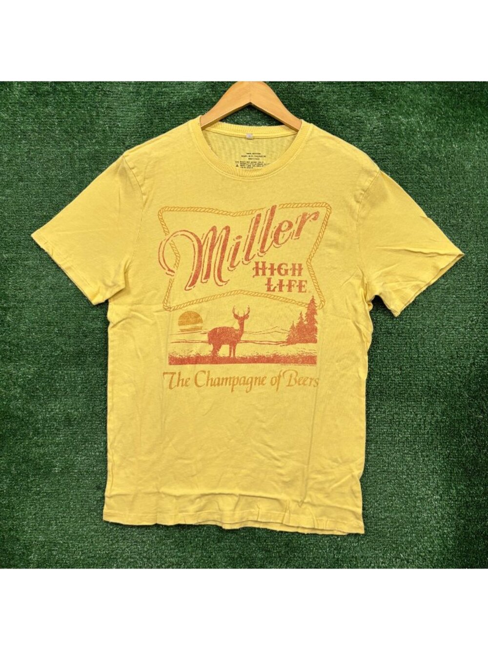 Miller High Life Champagne of Beers T-Shirt Size Medium